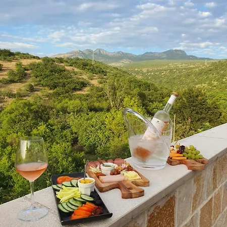 Djukic Winery * بودغوريتْسا